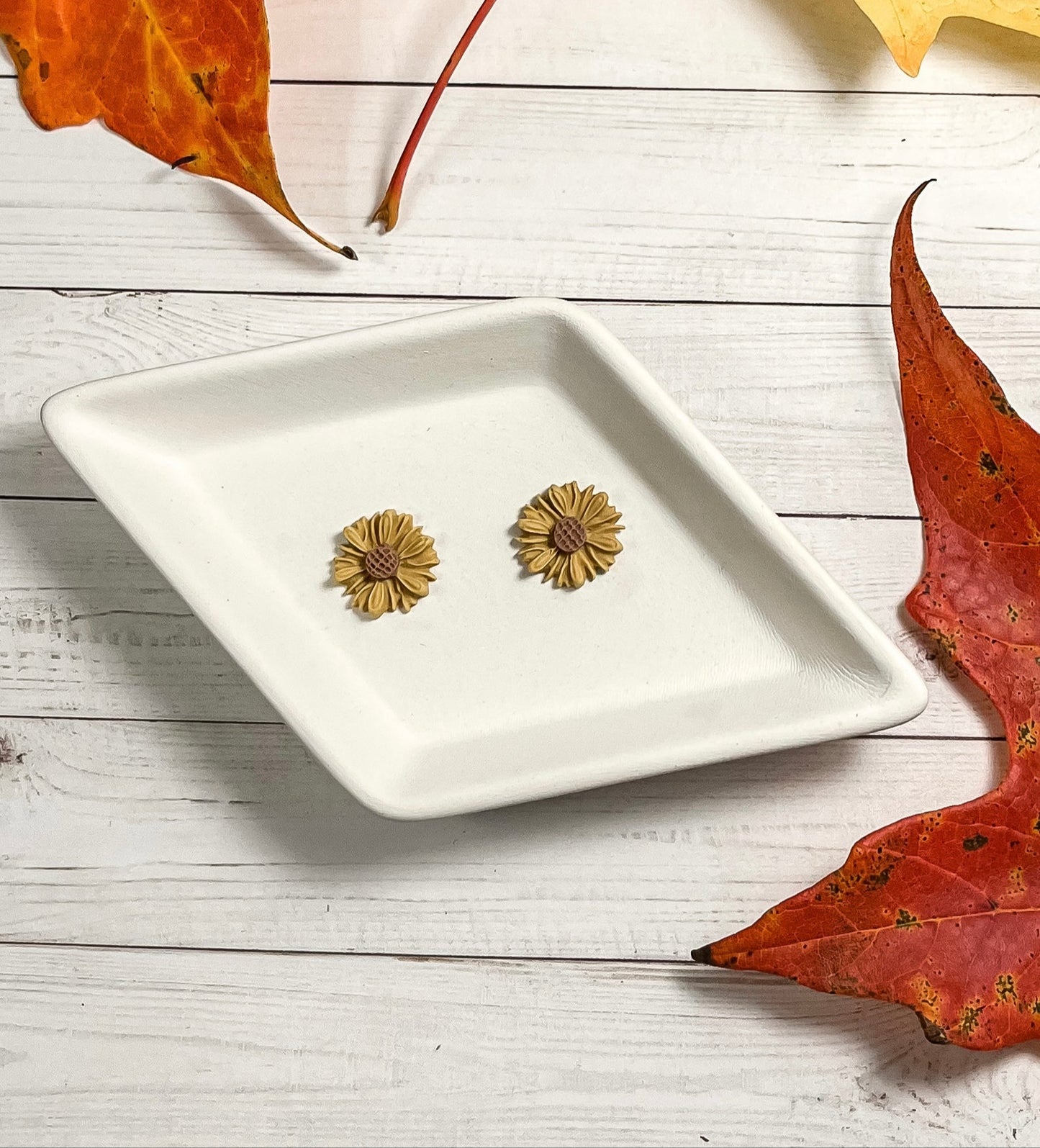1.2 Fall Flower studs