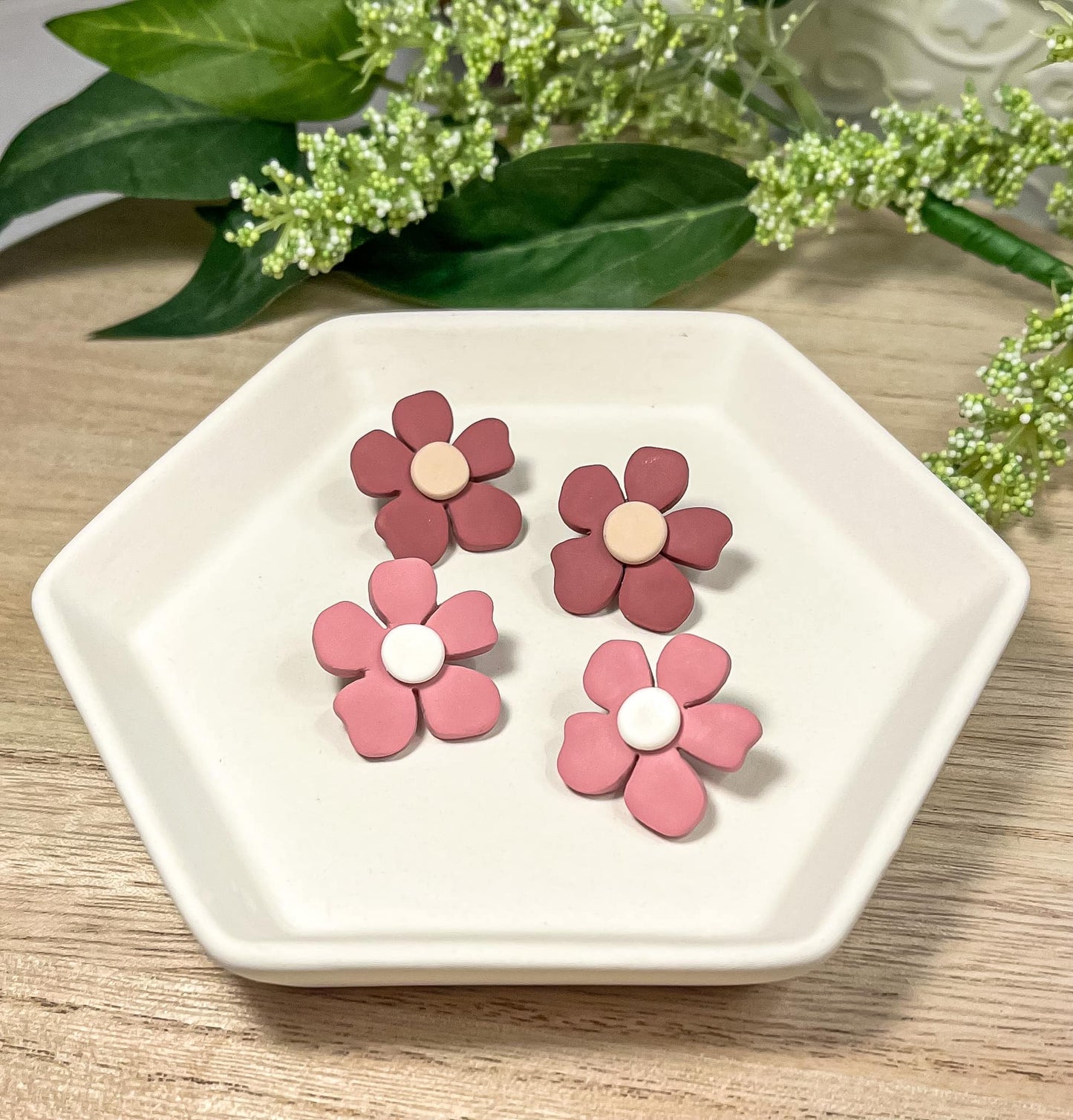 6. Daisy - handmade polymer clay earring stud