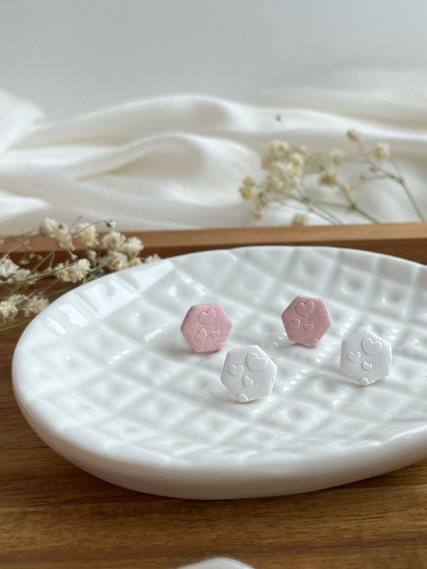 b. Fill my heart studs, lightweight earrings, everyday wear jewelry, romantic style