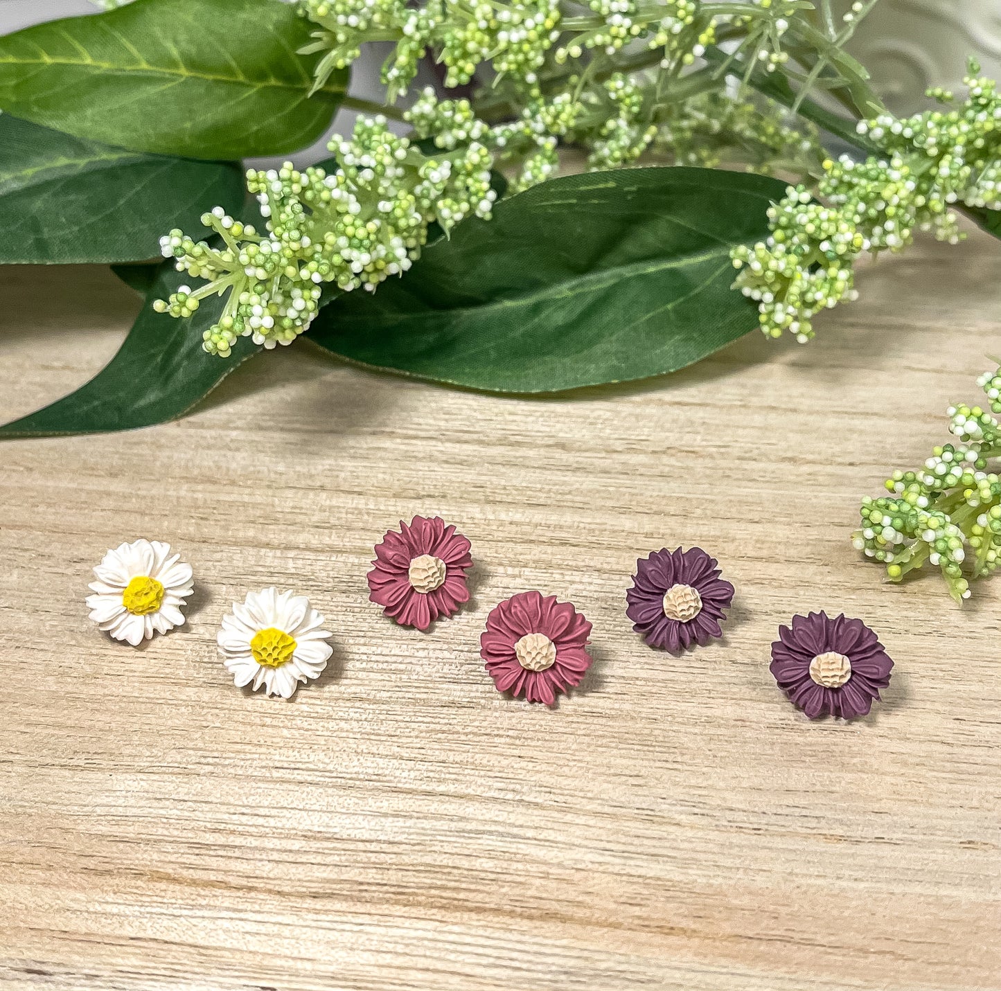 1.4 - Flower earring studs