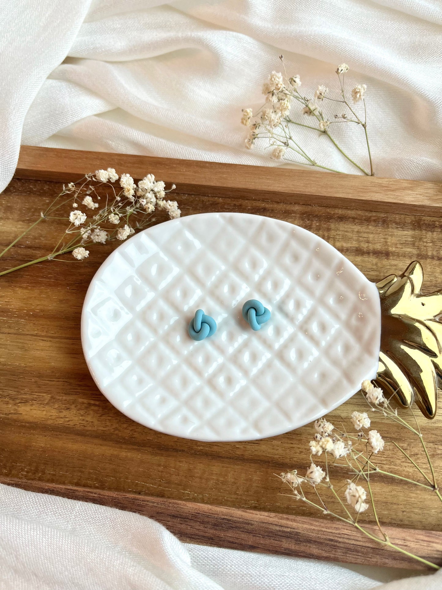 b. Little Knots, lightweight earrings, everyday wear jewelry
