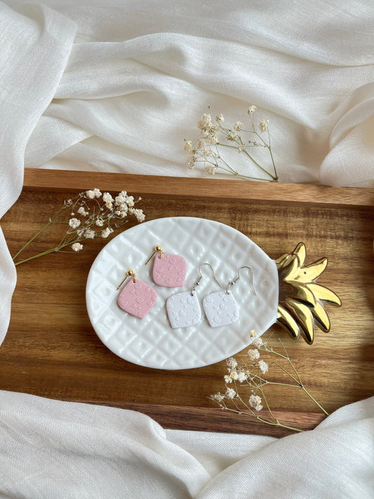 . Fill My Heart, lightweight earrings, everyday wear jewelry, romantic style