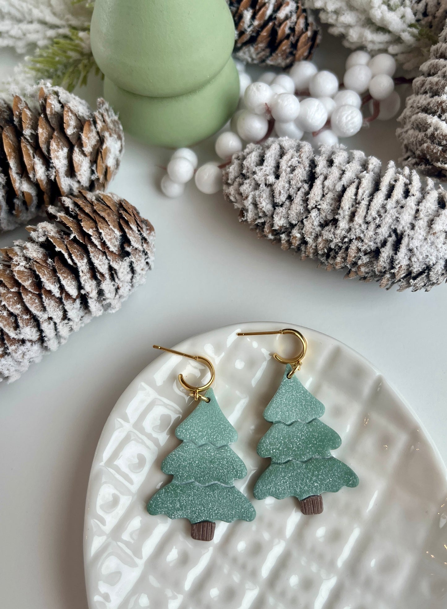 1. Christmas tree earrings, lightweight jewelry, polymer clay
