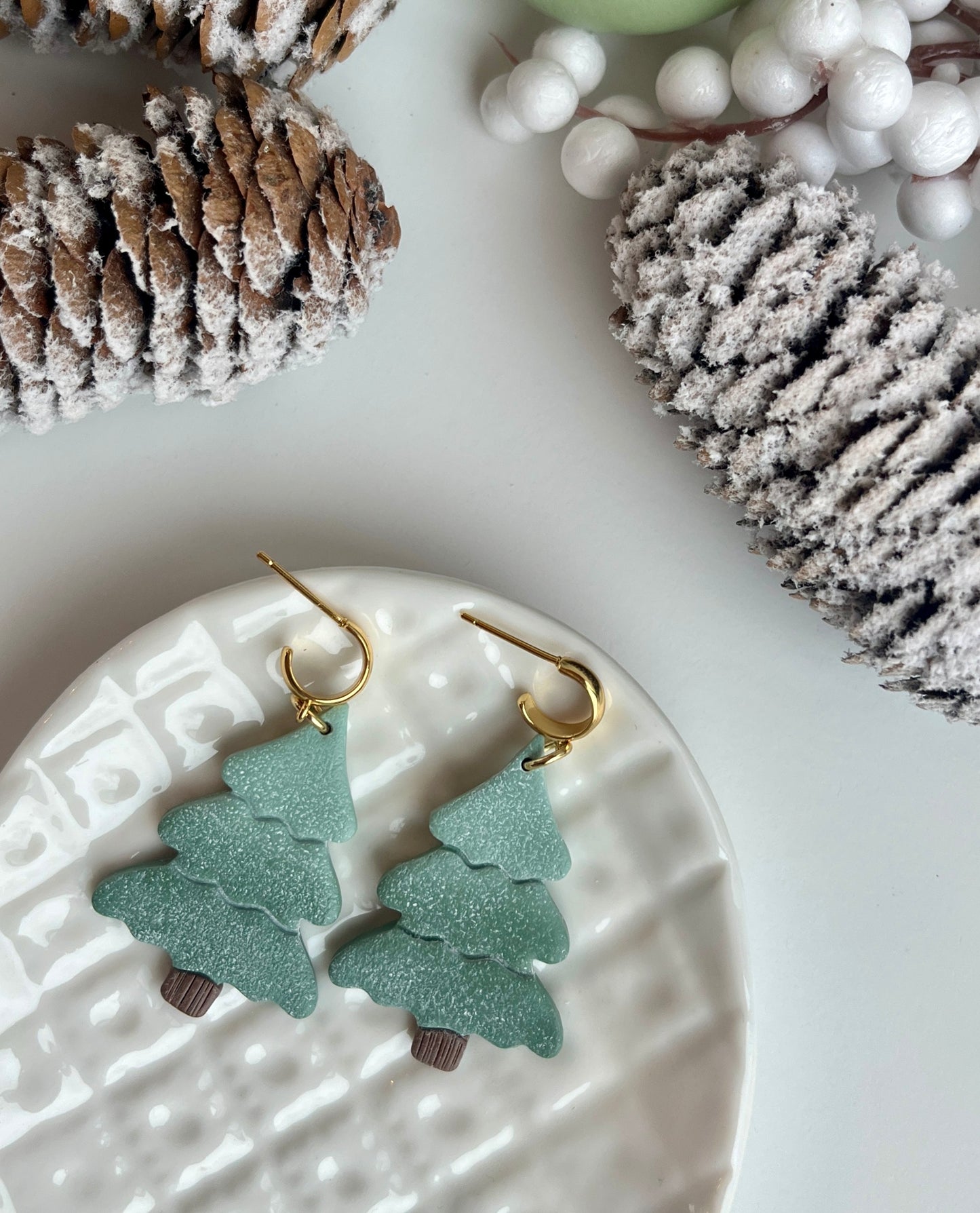 1. Christmas tree earrings, lightweight jewelry, polymer clay